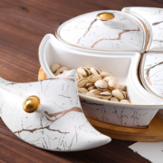ظروف سرو چوبی یا سرامیکی کدام بهتر است؟